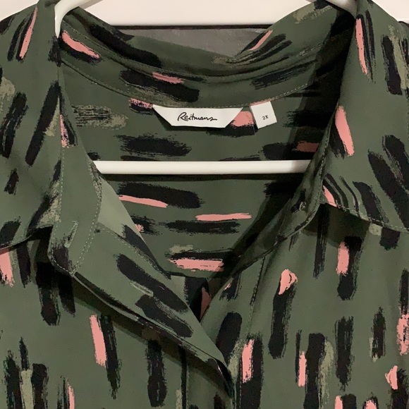 Reitmans Tunic - Picture 2 of 4